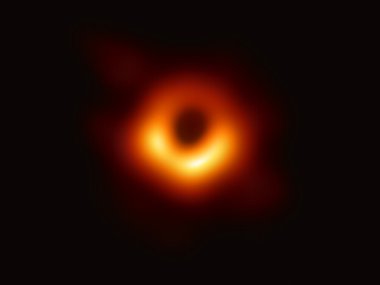 2019.12.30_2019recap_blackhole.jpg