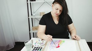 Art Therapy vs. Art as a Therapeutic Approach