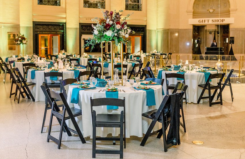 Image of party tables in Rotunda by Willow Britt-Studios