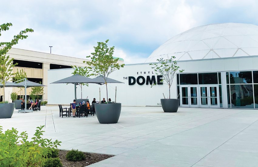 Image of guests enjoying Dome Portico on a sunny day