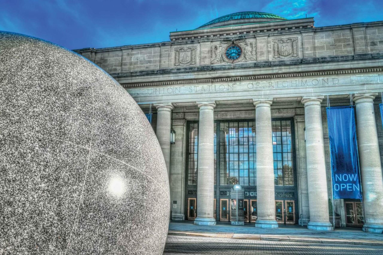 Exterior image of the Science Museum